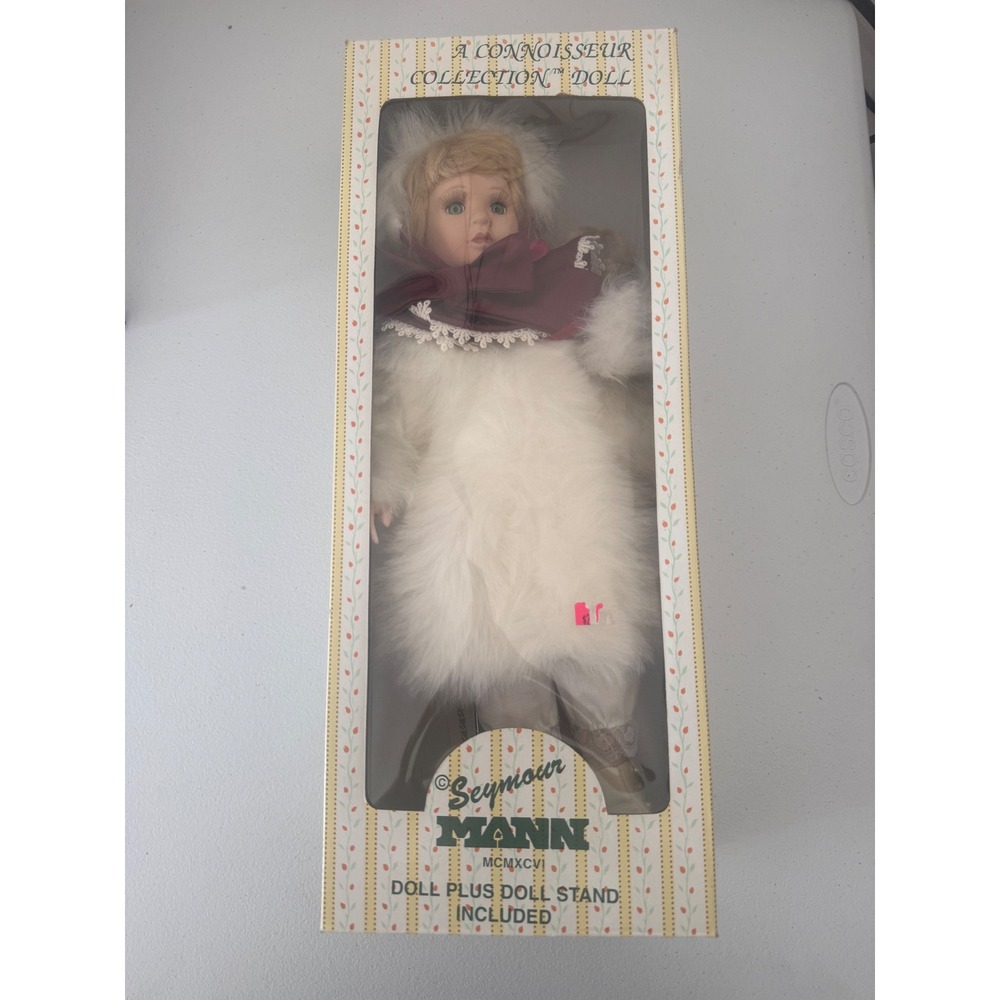 Seymour Mann Connoisseur Collection Porcelain Doll 1996 MCMXCVI White Fur Coat